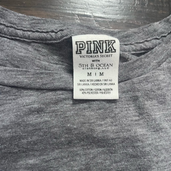 PINK Victoria's Secret Heather Gray Tee - Picture 4 of 4